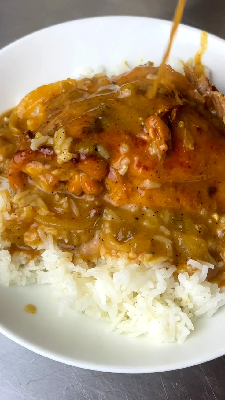 Smothered Chicken and Rice recipe