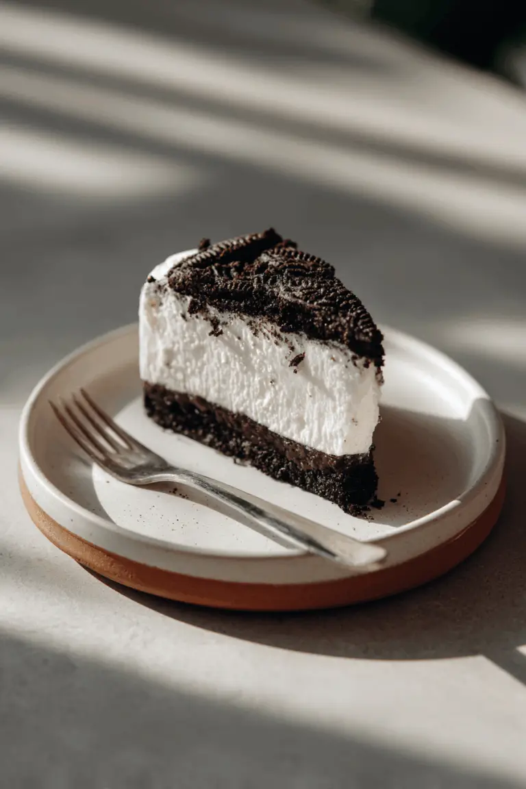 Easy Oreo cheesecake recipe with 5 ingredients