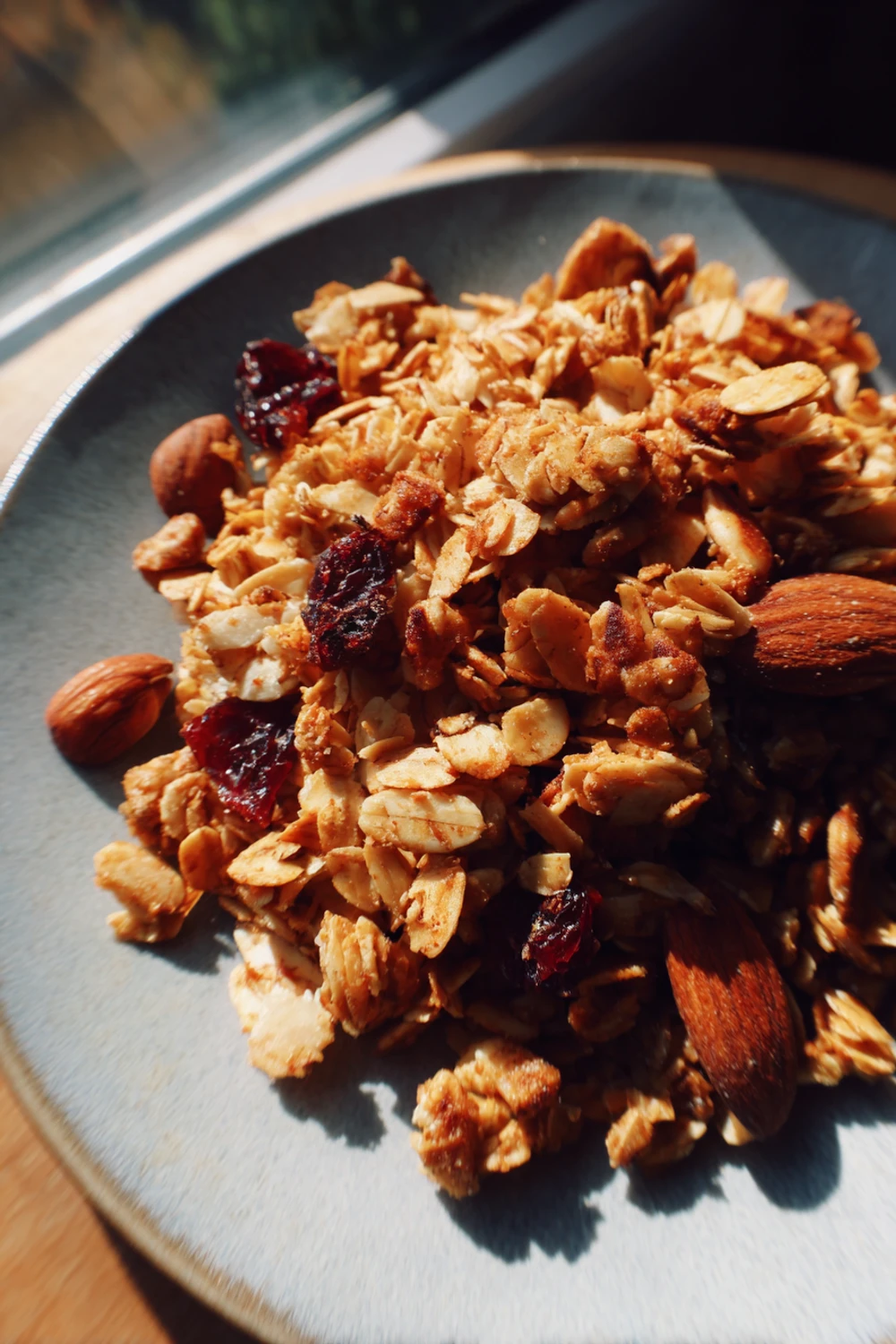 Easy Homemade Granola Recipe recipe